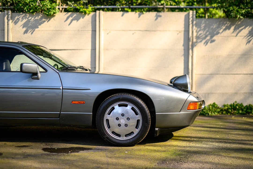 1988 Porsche 928 S4 - Image 28 of 31
