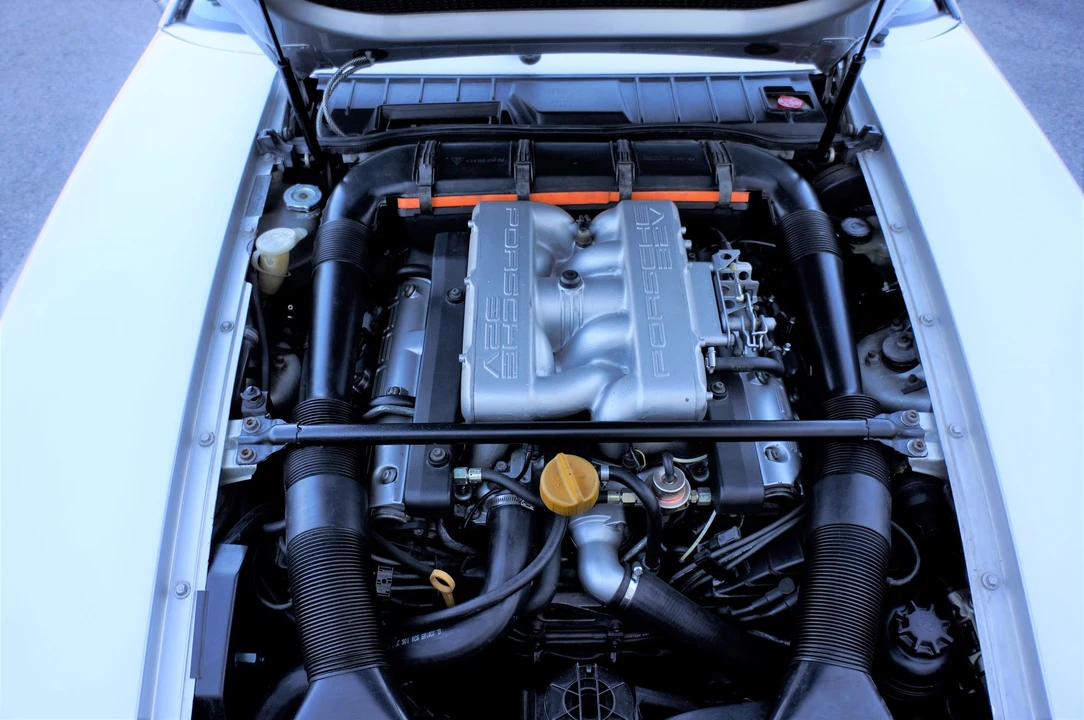 1988 Porsche 928 S4 - Image 10 of 10