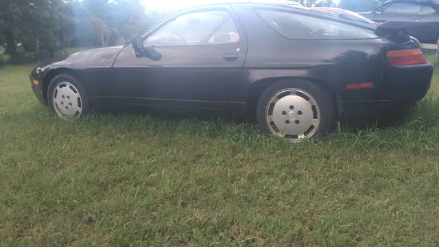 1988 Porsche 928 S4