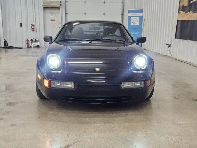 1988 Porsche 928 S4 - Image 2 of 17