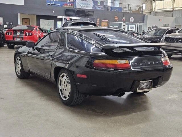 1988 Porsche 928 S4 - Image 4 of 17