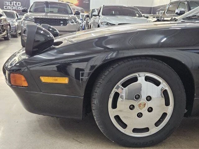 1988 Porsche 928 S4 - Image 7 of 17