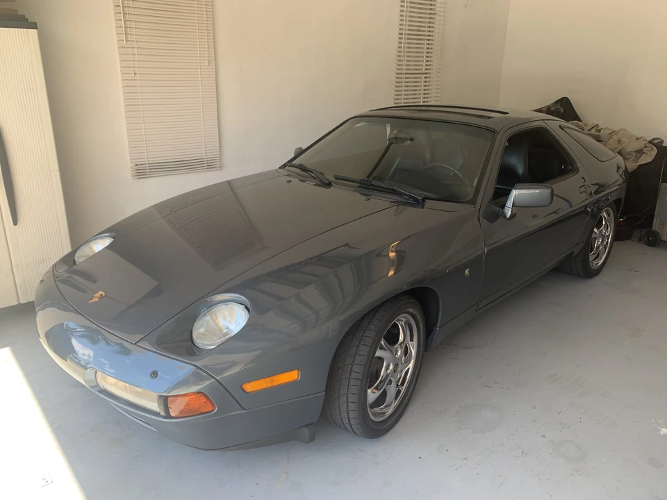 1988 Porsche 928 S4 - Image 11 of 31