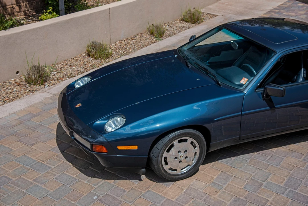 1988 Porsche 928 S4 - Image 18 of 31