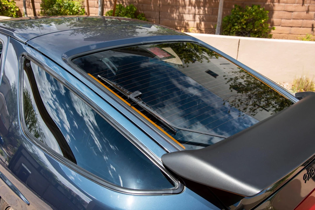 1988 Porsche 928 S4 - Image 25 of 31