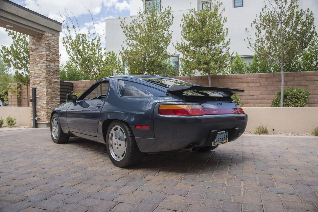 1988 Porsche 928 S4 - Image 5 of 31