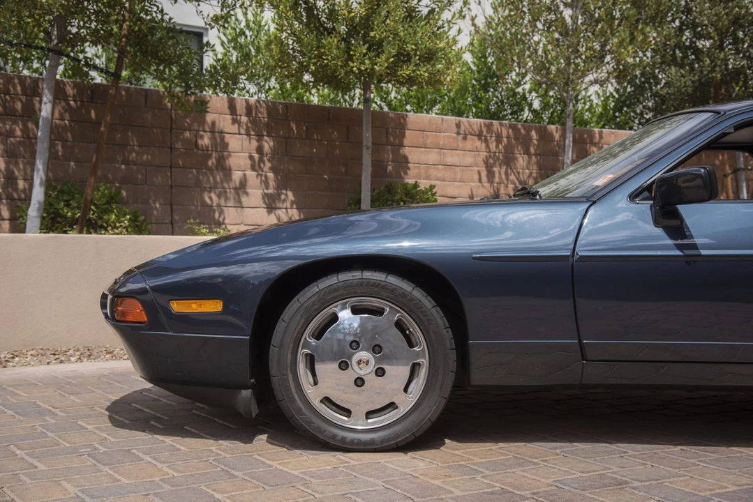1988 Porsche 928 S4 - Image 19 of 31