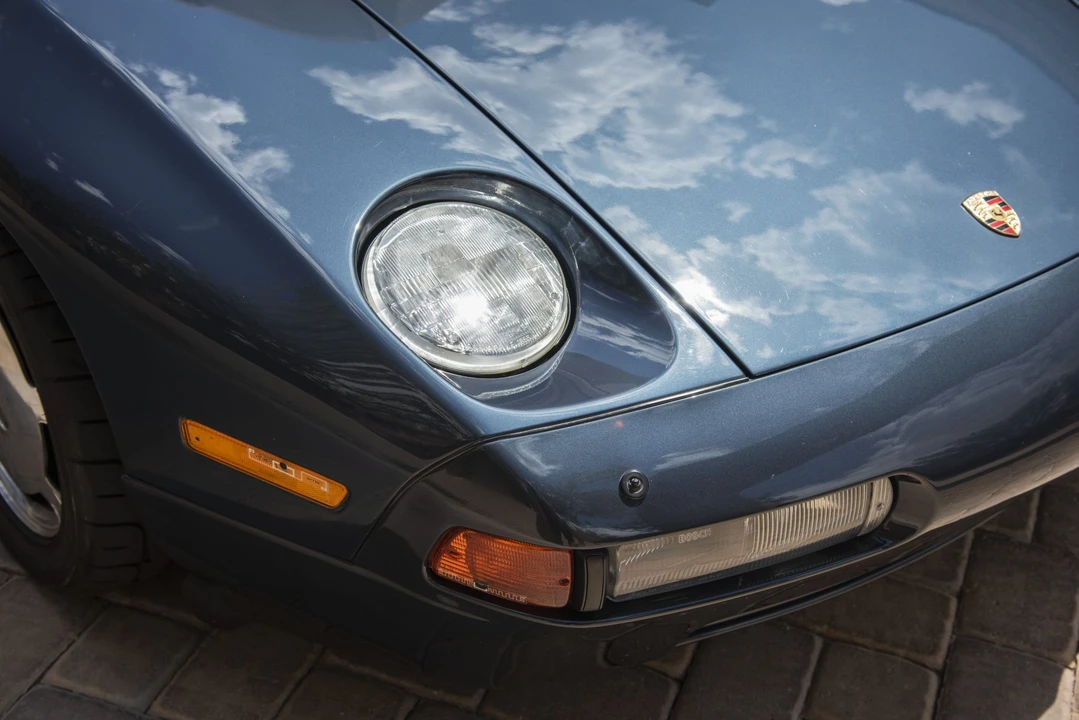 1988 Porsche 928 S4 - Image 11 of 31