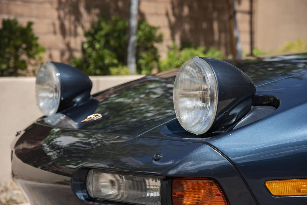 1988 Porsche 928 S4 - Image 13 of 31