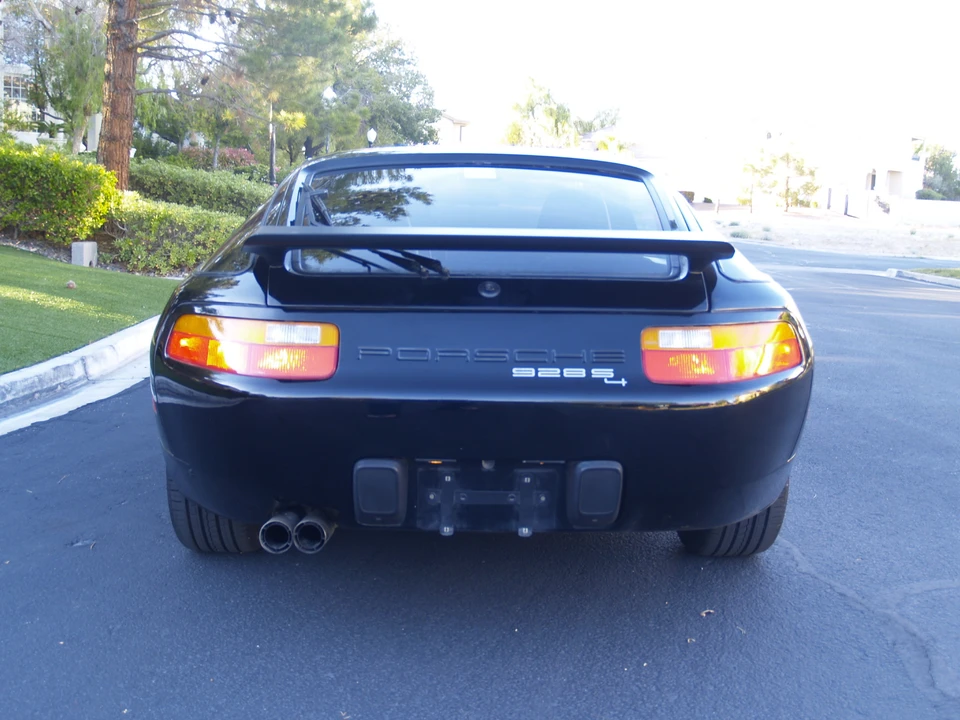1988 Porsche 928 S4 - Image 4 of 31