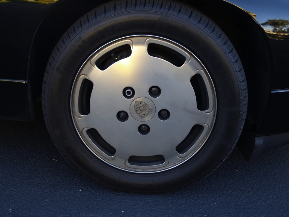 1988 Porsche 928 S4 - Image 17 of 31