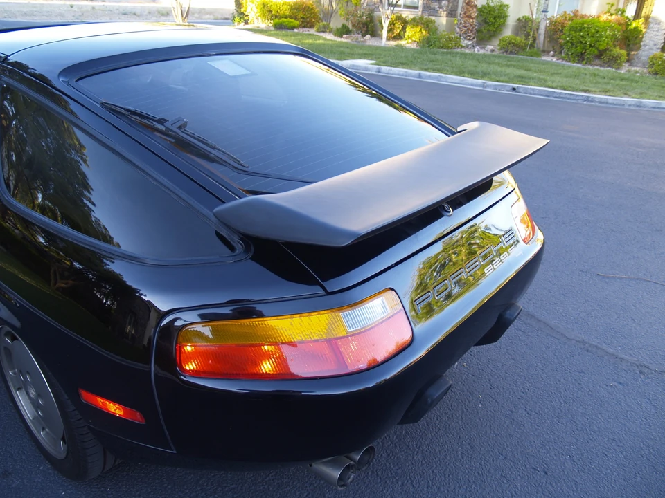 1988 Porsche 928 S4 - Image 16 of 31