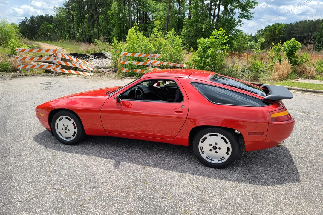 1988 Porsche 928 S4 - Image 18 of 31