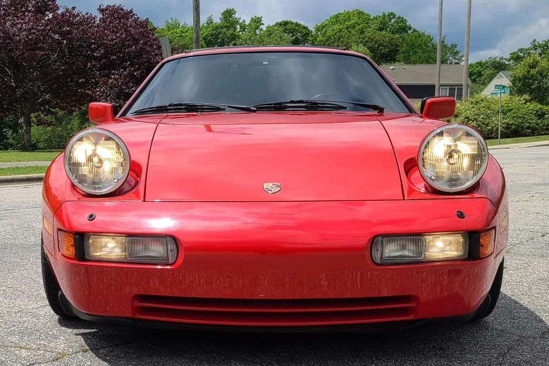 1988 Porsche 928 S4 - Image 2 of 31