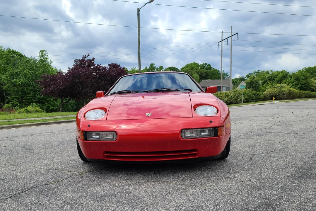 1988 Porsche 928 S4 - Image 8 of 31