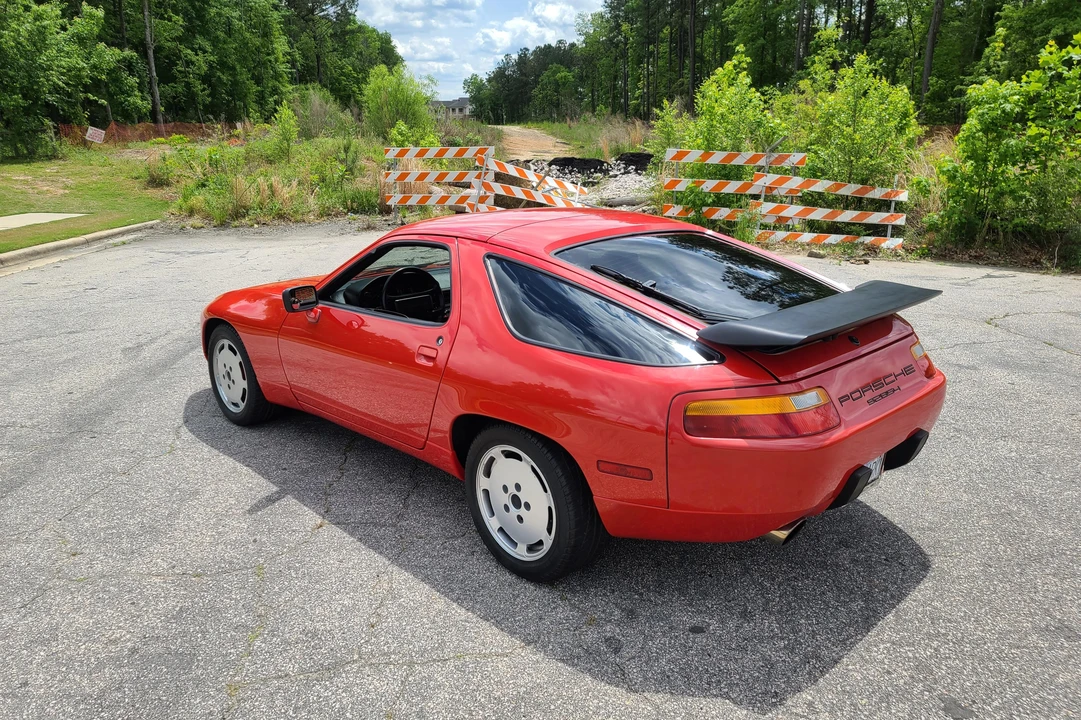 1988 Porsche 928 S4 - Image 21 of 31