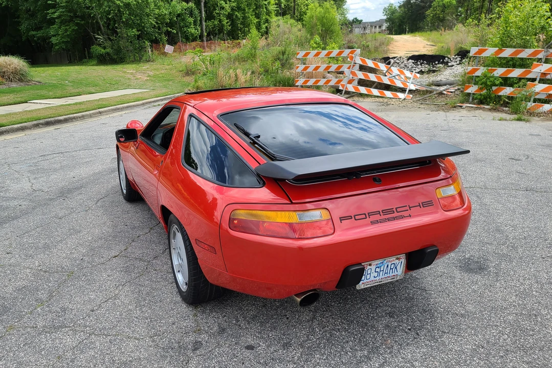 1988 Porsche 928 S4 - Image 24 of 31