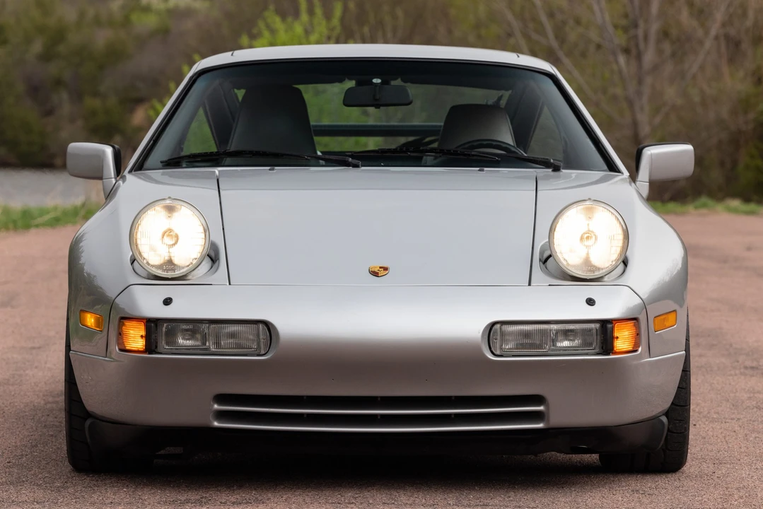 1988 Porsche 928 S4 - Image 18 of 31
