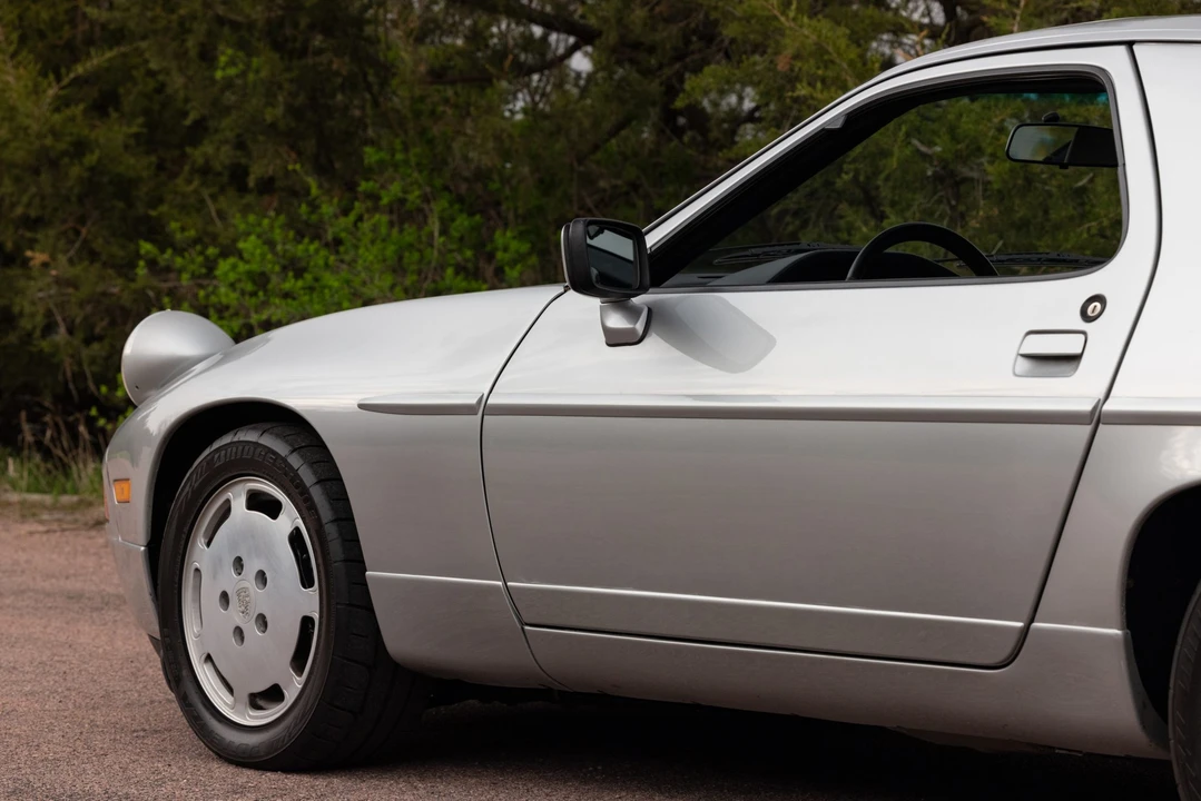 1988 Porsche 928 S4 - Image 26 of 31
