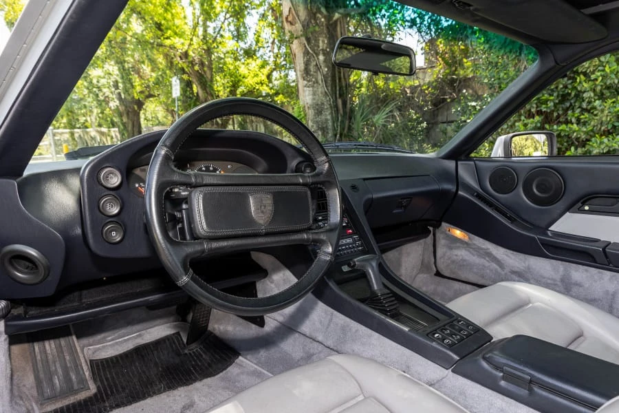1988 Porsche 928 S4 - Image 24 of 31