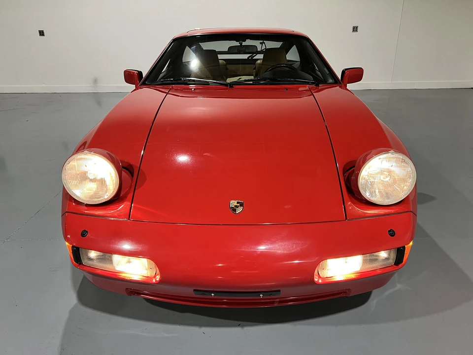 1988 Porsche 928 S4 - Image 14 of 31