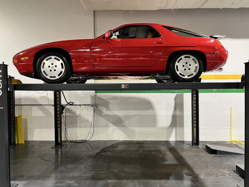 1988 Porsche 928 S4 - Image 21 of 31