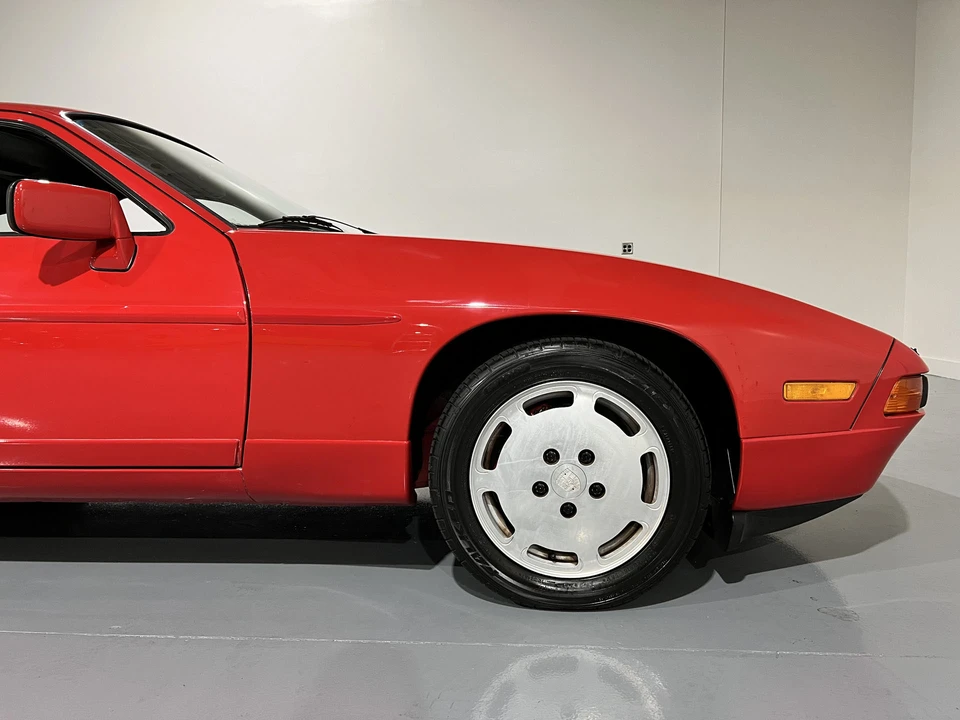 1988 Porsche 928 S4 - Image 29 of 31