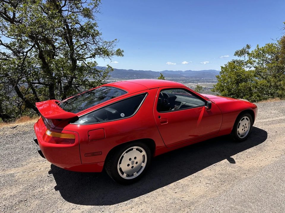 1988 Porsche 928 S4 - Image 17 of 31