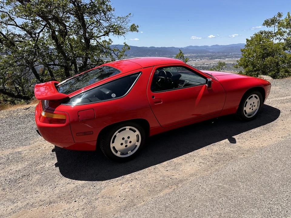 1988 Porsche 928 S4 - Image 18 of 31