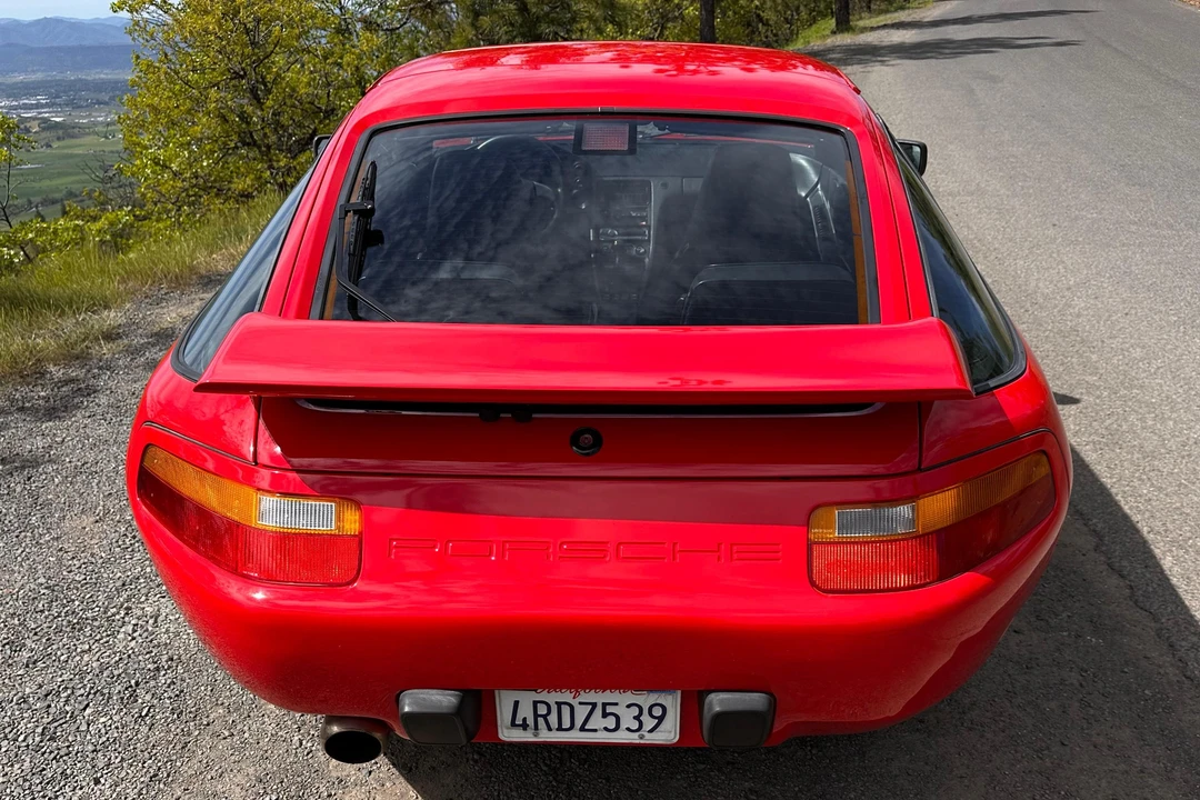 1988 Porsche 928 S4 - Image 5 of 31