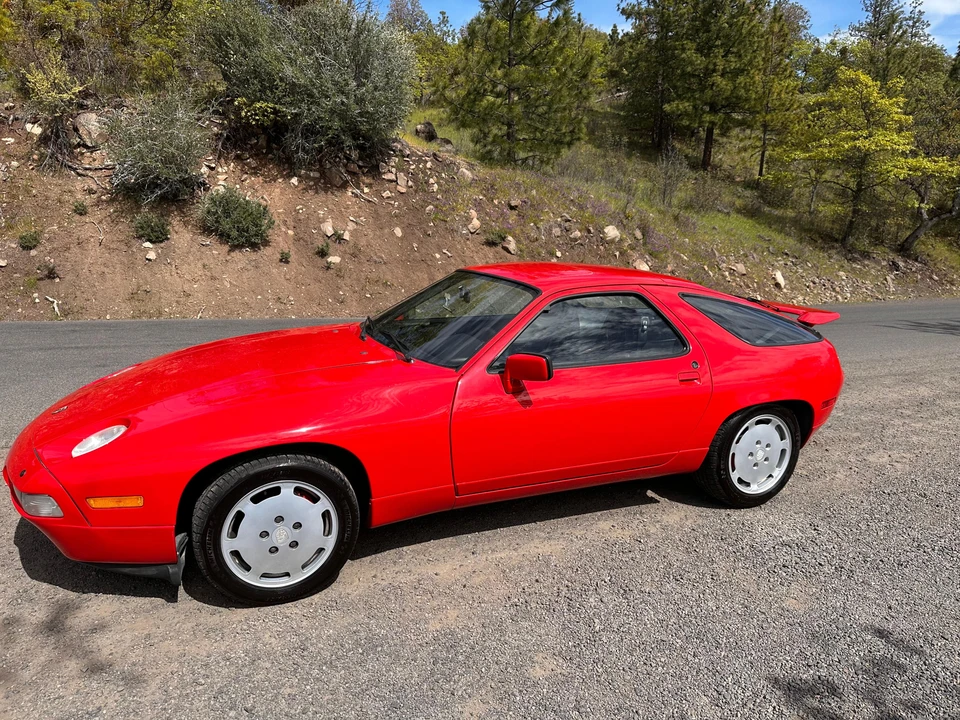 1988 Porsche 928 S4 - Image 17 of 31