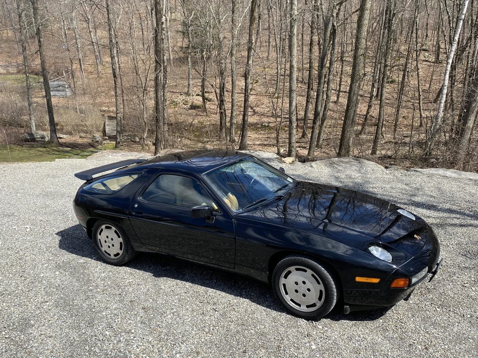 1988 Porsche 928 S4 - Image 13 of 31