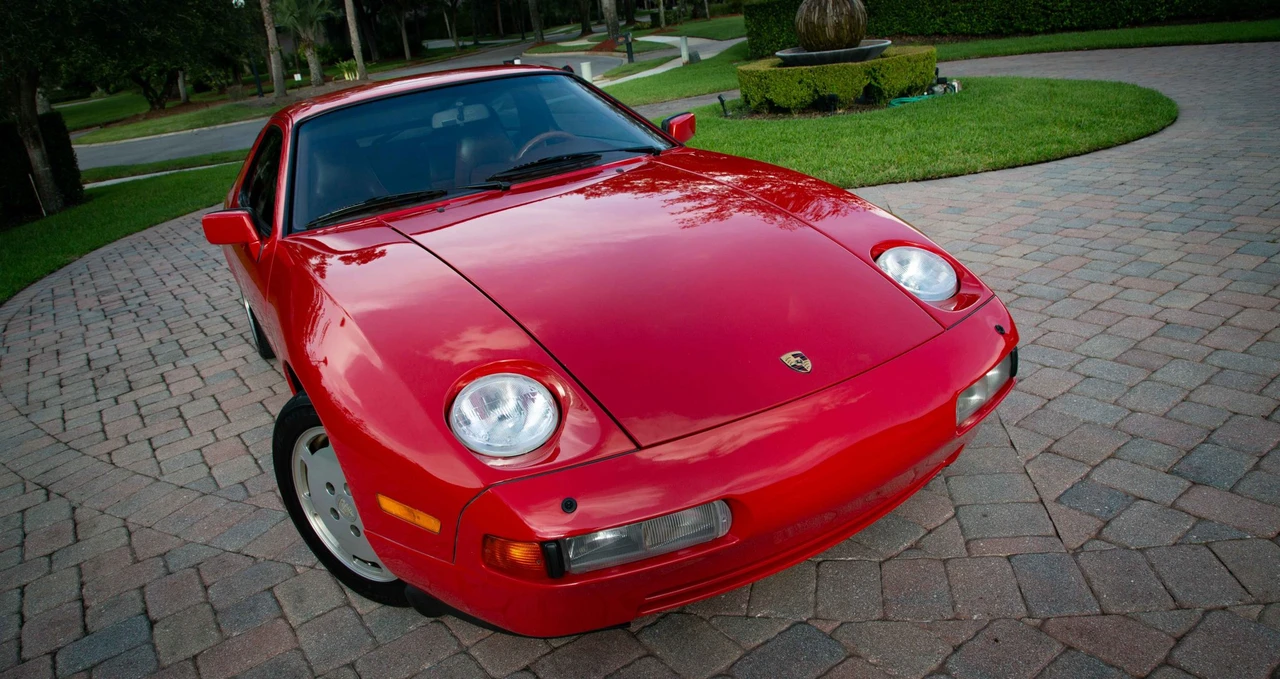 1988 Porsche 928 S4 - Image 2 of 31