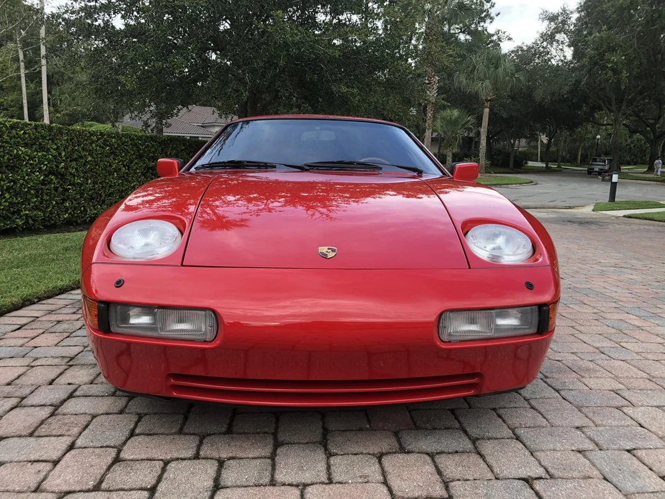 1988 Porsche 928 S4 - Image 8 of 31