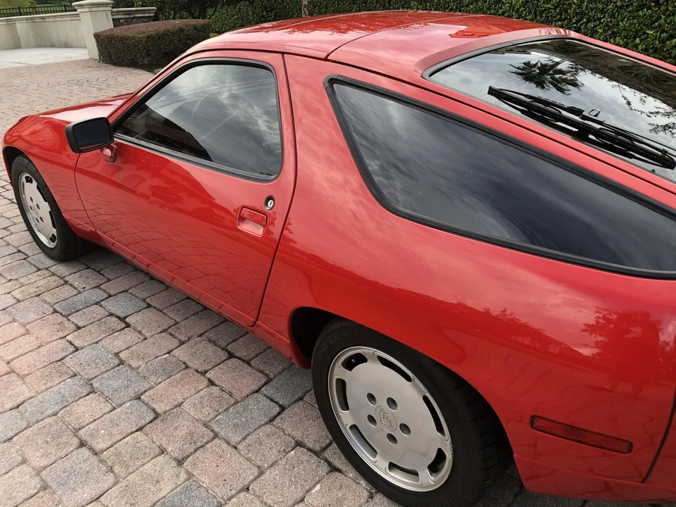 1988 Porsche 928 S4 - Image 22 of 31
