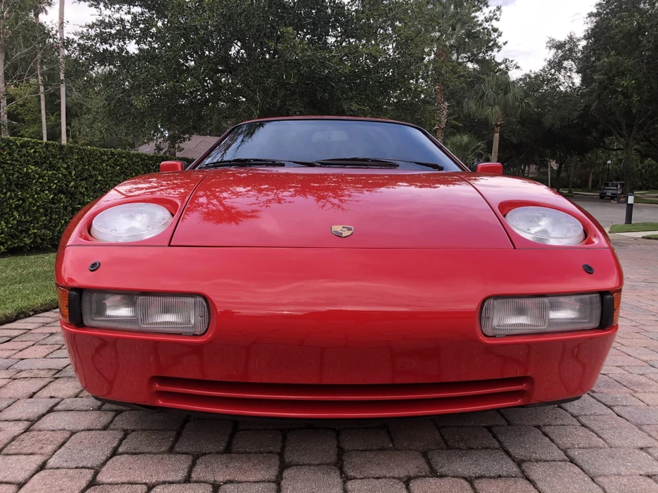 1988 Porsche 928 S4 - Image 10 of 31
