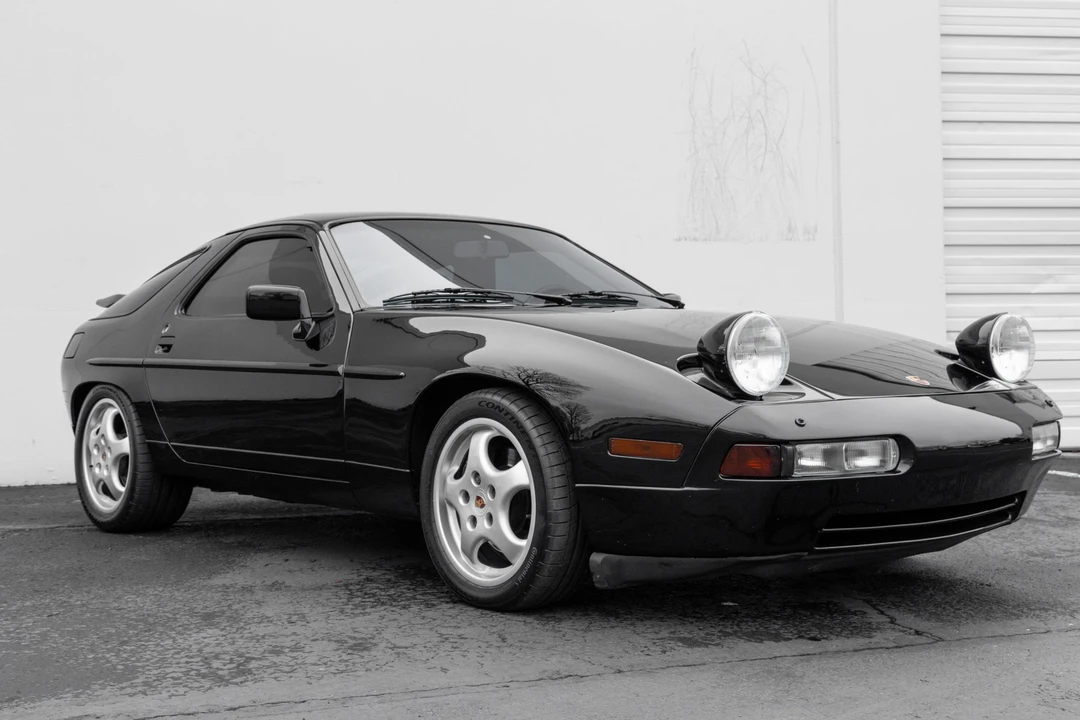 1988 Porsche 928 S4 - Image 11 of 31