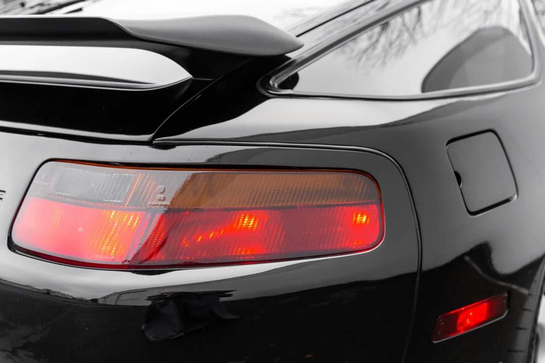 1988 Porsche 928 S4 - Image 30 of 31