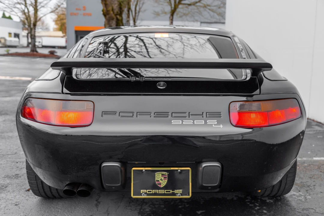 1988 Porsche 928 S4 - Image 19 of 31