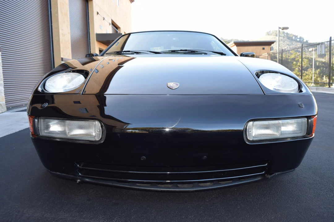 1988 Porsche 928 S4 - Image 2 of 31