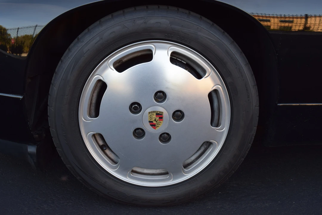 1988 Porsche 928 S4 - Image 19 of 31