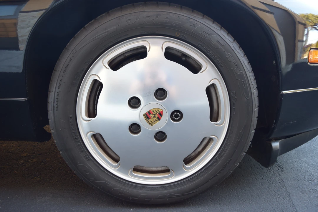 1988 Porsche 928 S4 - Image 22 of 31
