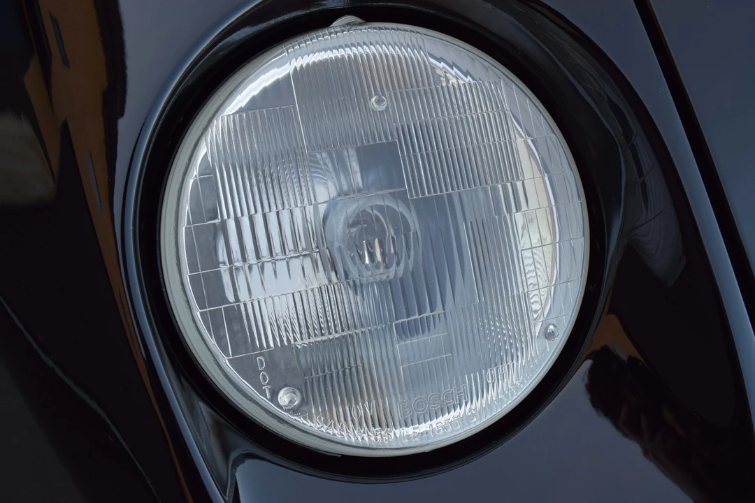 1988 Porsche 928 S4 - Image 10 of 31