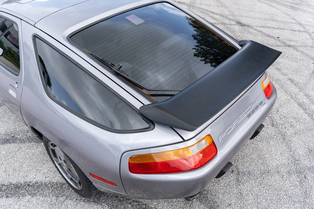 1988 Porsche 928 S4 - Image 22 of 31