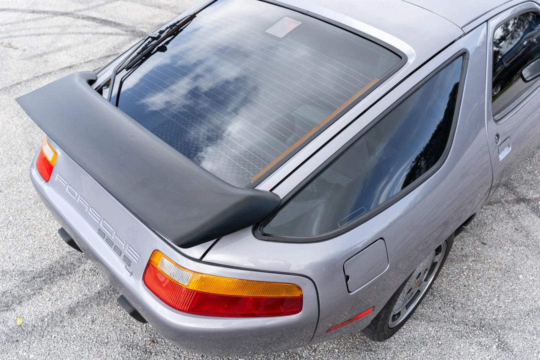 1988 Porsche 928 S4 - Image 21 of 31