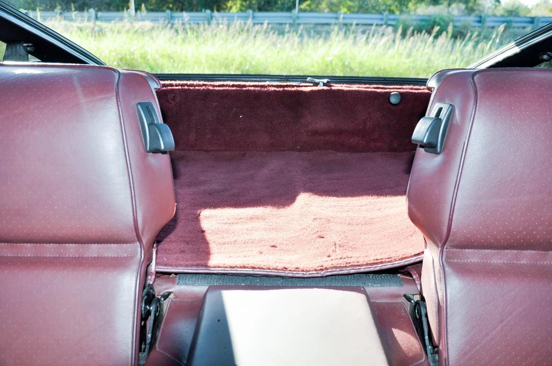 1988 Porsche 928 S4 - Image 29 of 31