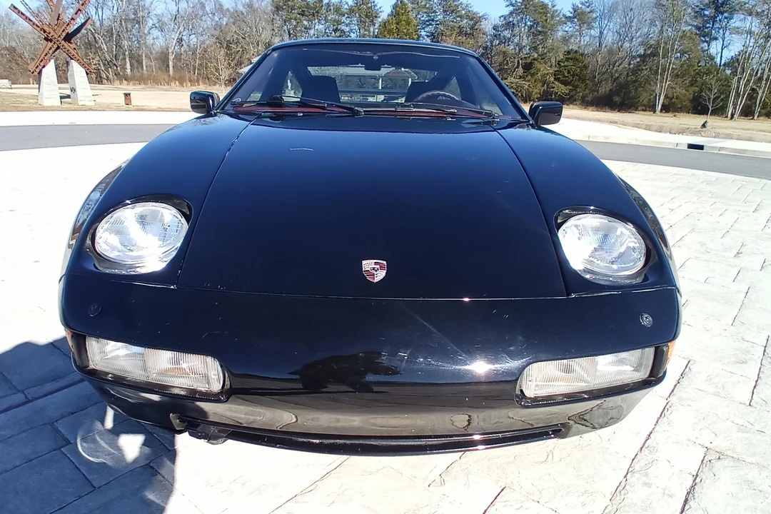 1988 Porsche 928 S4 - Image 6 of 31