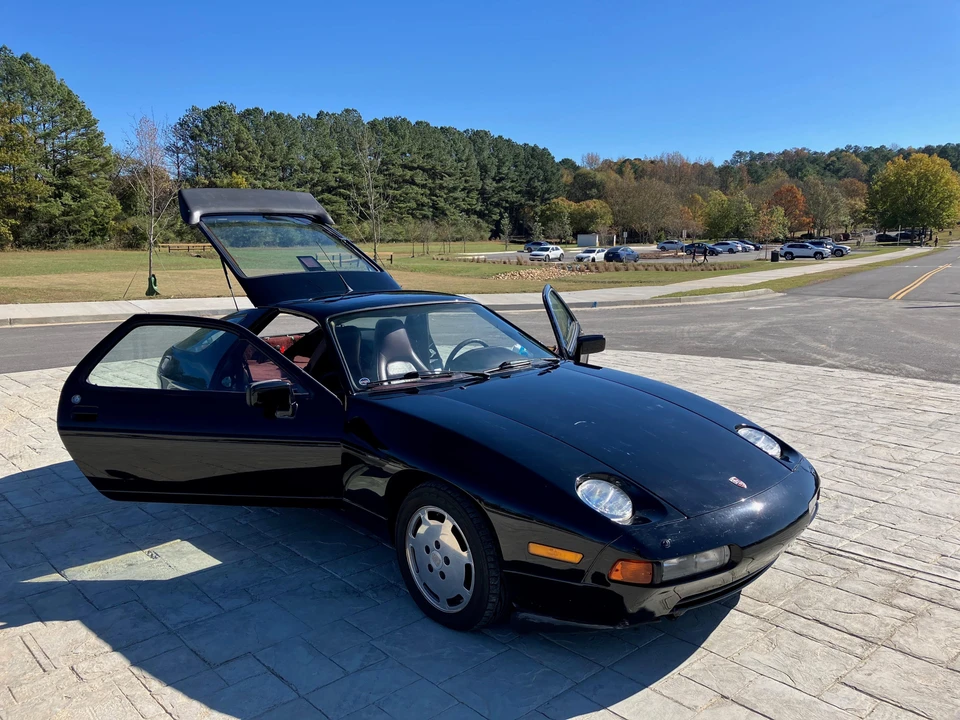 1988 Porsche 928 S4 - Image 24 of 31