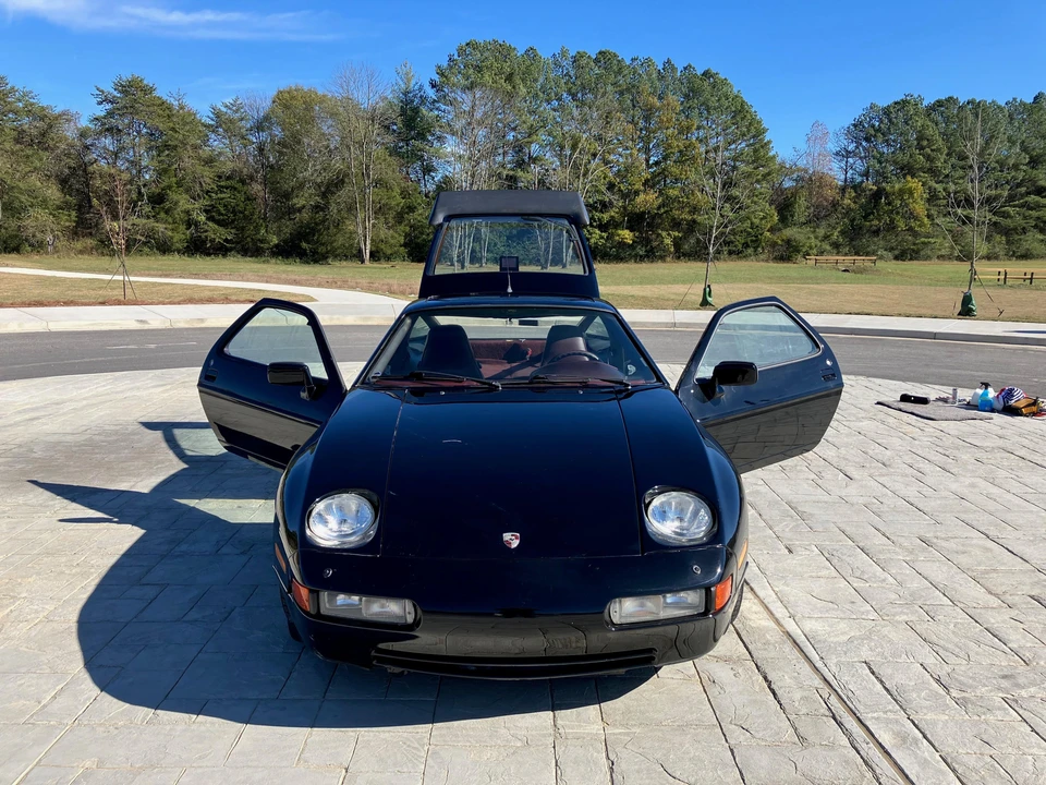 1988 Porsche 928 S4 - Image 14 of 31
