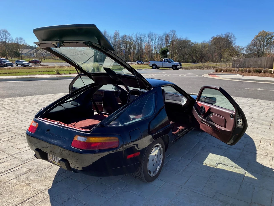 1988 Porsche 928 S4 - Image 19 of 31